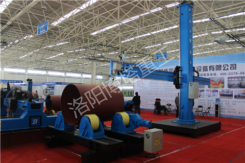 焊接機(jī)器人的發(fā)展趨勢(shì)及三大分類